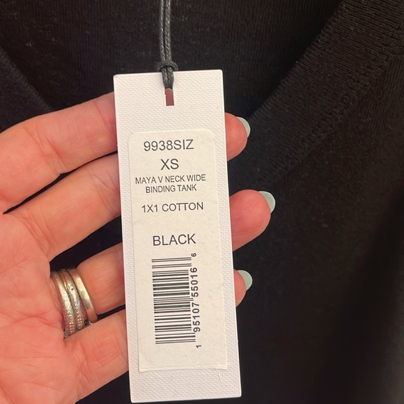 NWT Michael Stars Maya V-Neck Tank Top - Picture 7 of 9